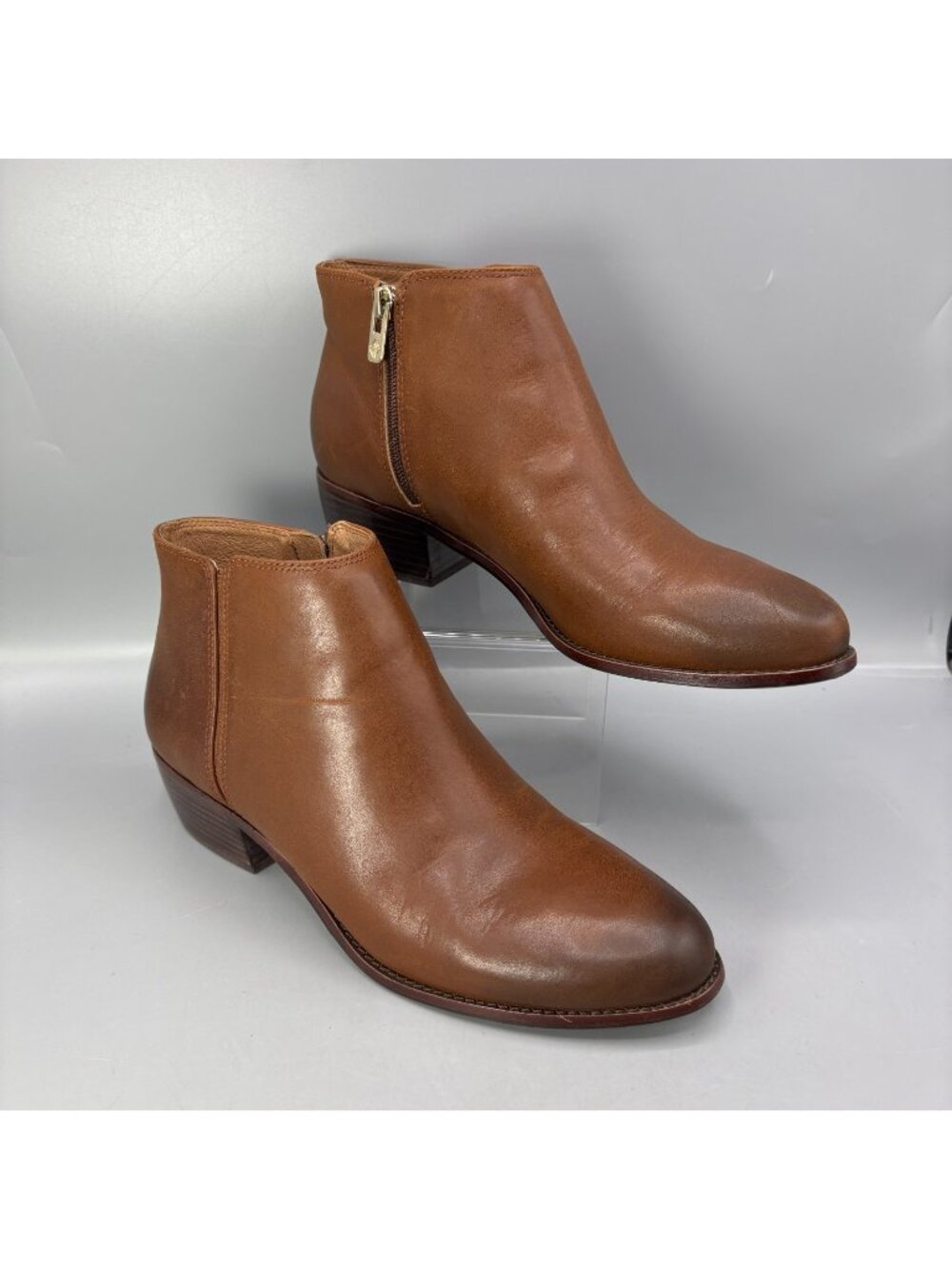 Antonio Melani Chelsea Ankle Boots 10 Brown Leather Side Zip Round Toe Outdoor